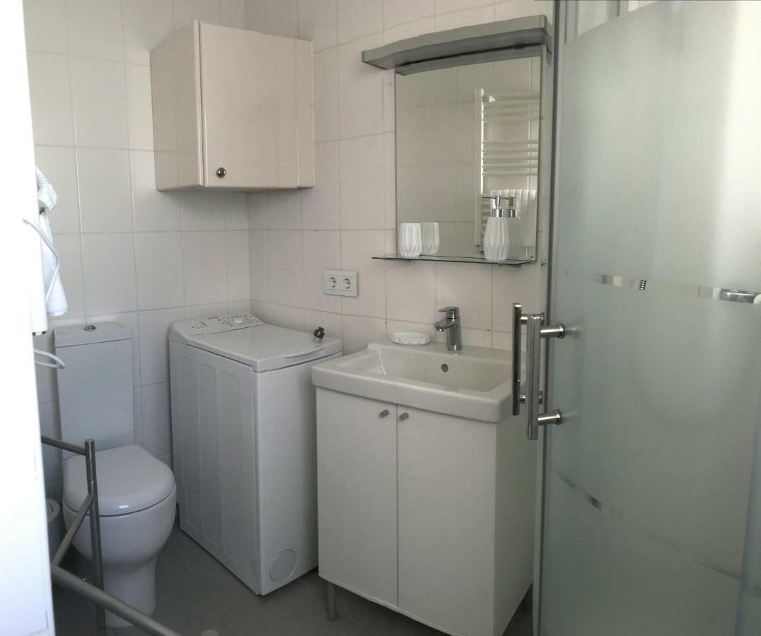 Apartamento La Vela Blanca Rosas Exterior foto