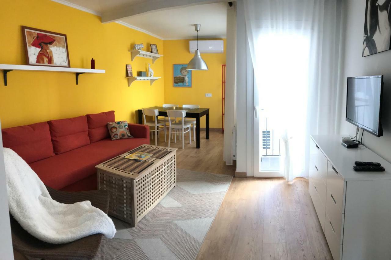 Apartamento La Vela Blanca Rosas Exterior foto